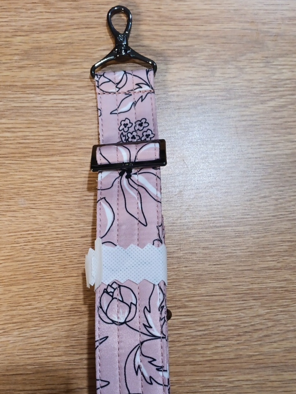 Lug Adjustable Pink Floral Strap with Gunmetal Clip
